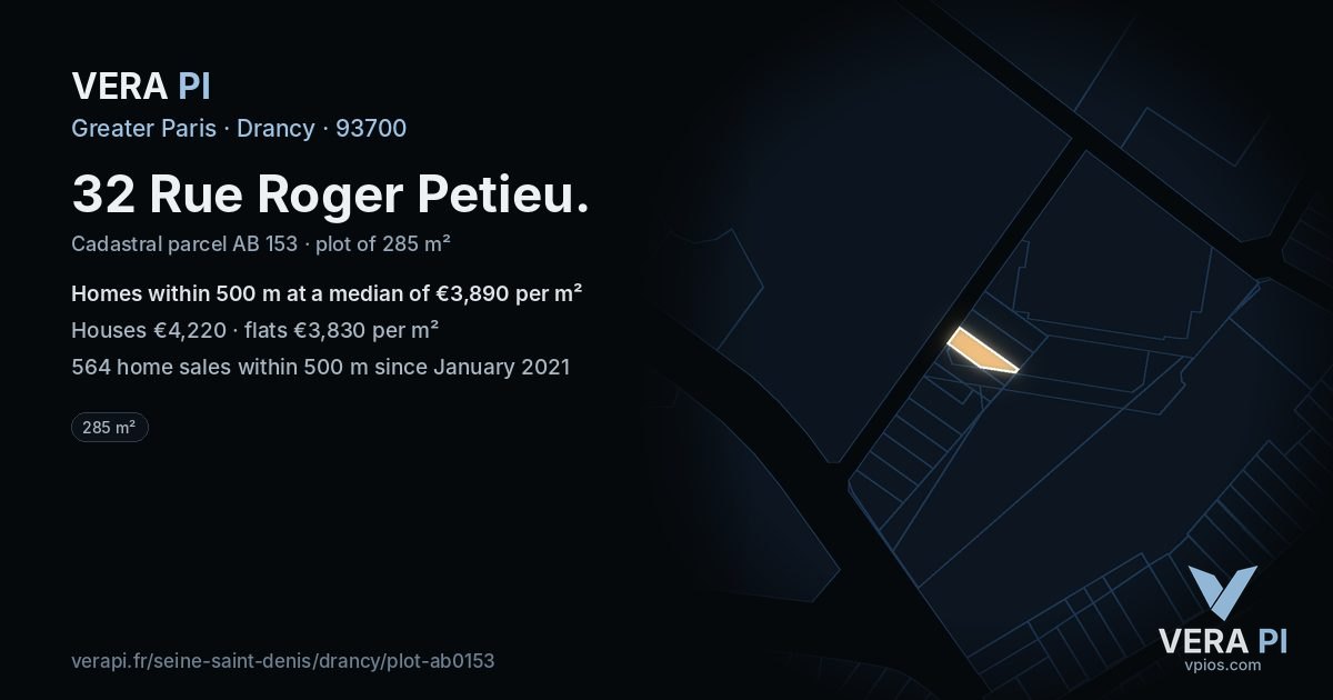 32 Rue Roger Petieu, Drancy at night – the plot lit, the parcels around coloured by the prices near them