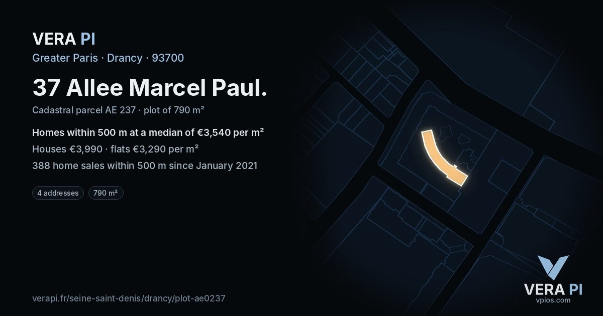 37 Allee Marcel Paul, Drancy at night – the plot lit, the parcels around coloured by the prices near them
