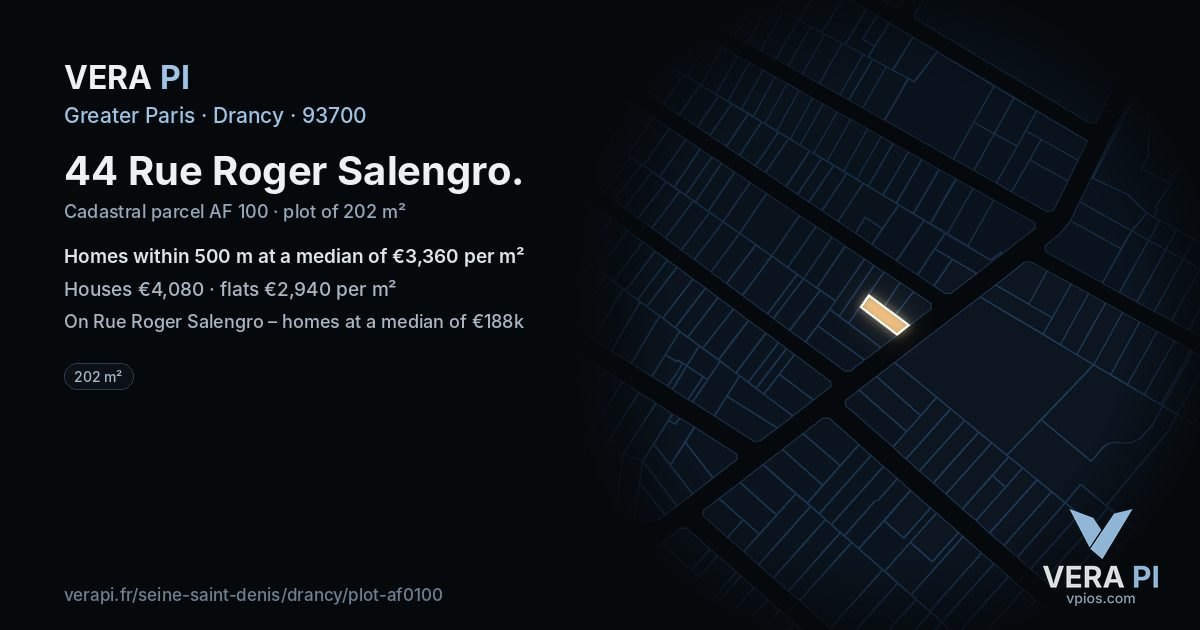 44 Rue Roger Salengro, Drancy at night – the plot lit, the parcels around coloured by the prices near them