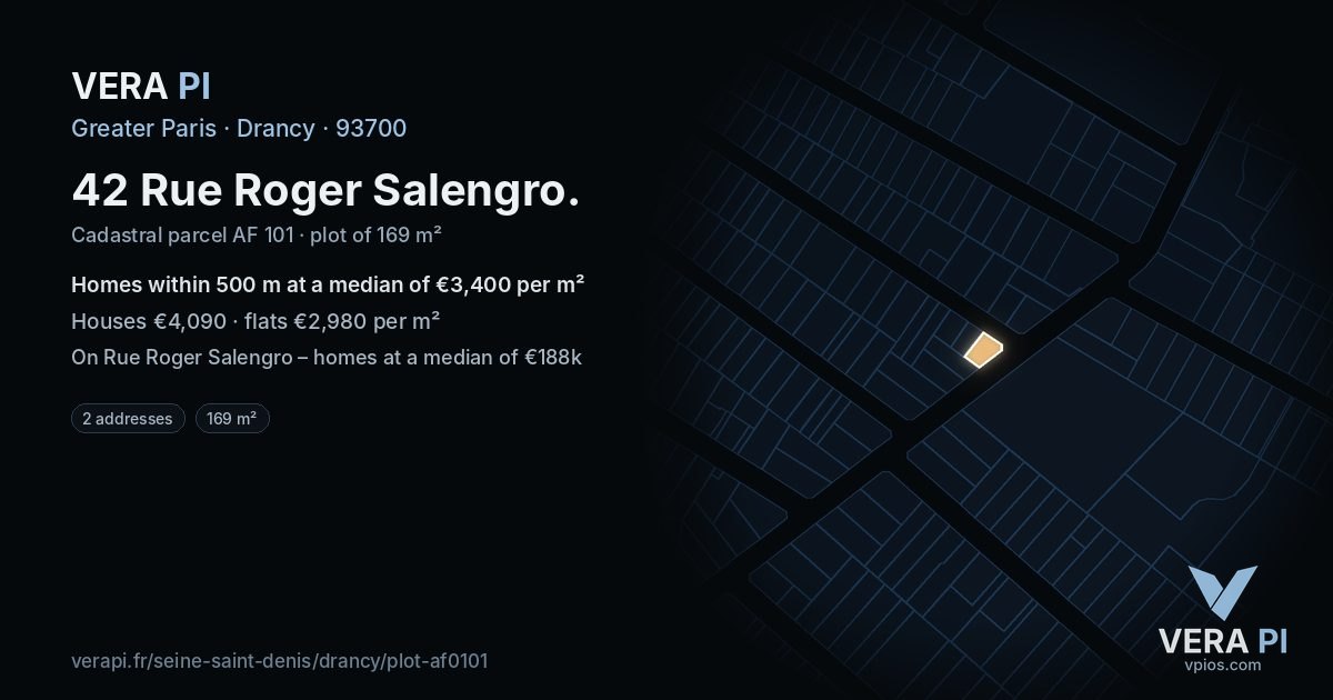 42 Rue Roger Salengro, Drancy at night – the plot lit, the parcels around coloured by the prices near them