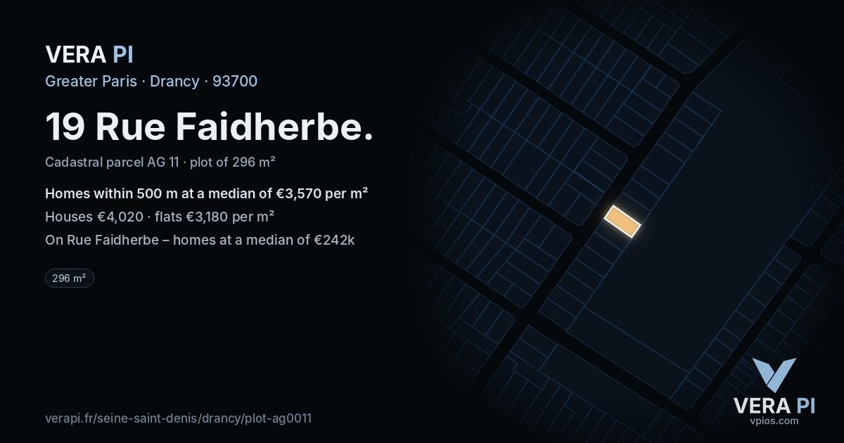 19 Rue Faidherbe, Drancy at night – the plot lit, the parcels around coloured by the prices near them