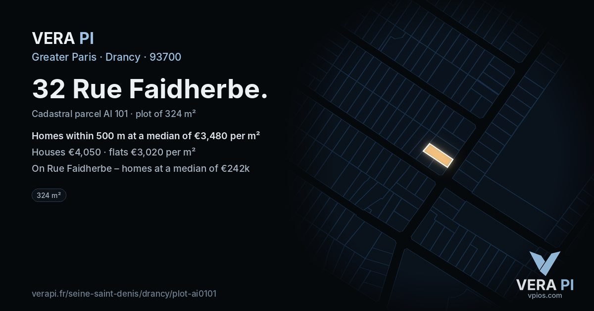 32 Rue Faidherbe, Drancy at night – the plot lit, the parcels around coloured by the prices near them