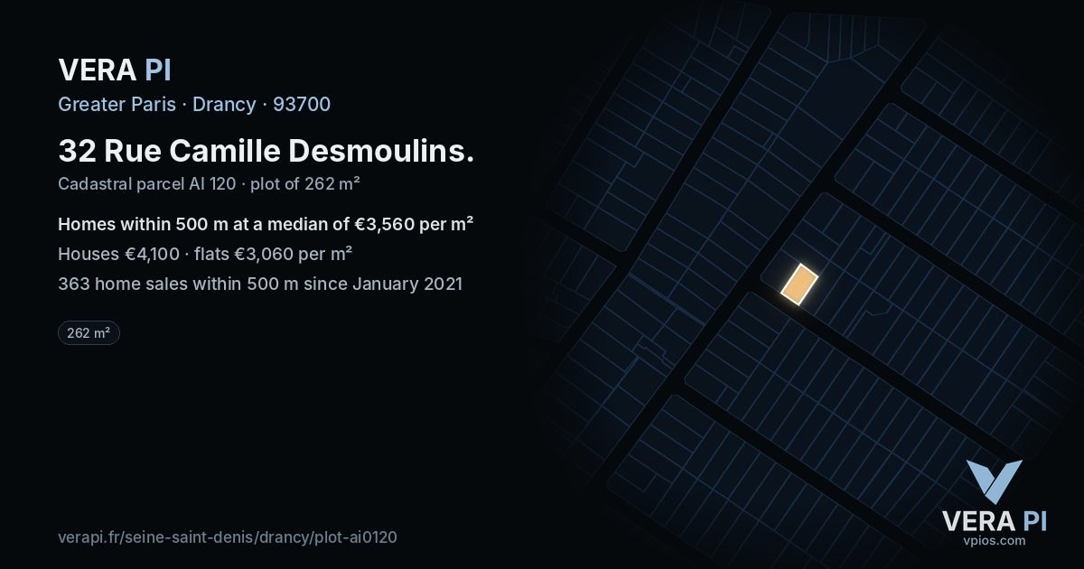 32 Rue Camille Desmoulins, Drancy at night – the plot lit, the parcels around coloured by the prices near them