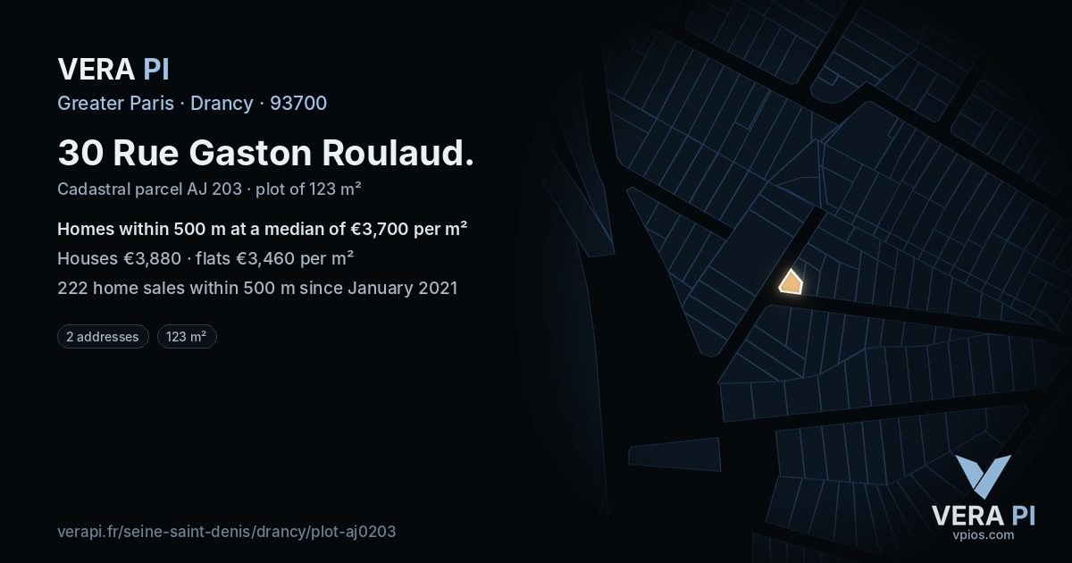 30 Rue Gaston Roulaud, Drancy at night – the plot lit, the parcels around coloured by the prices near them