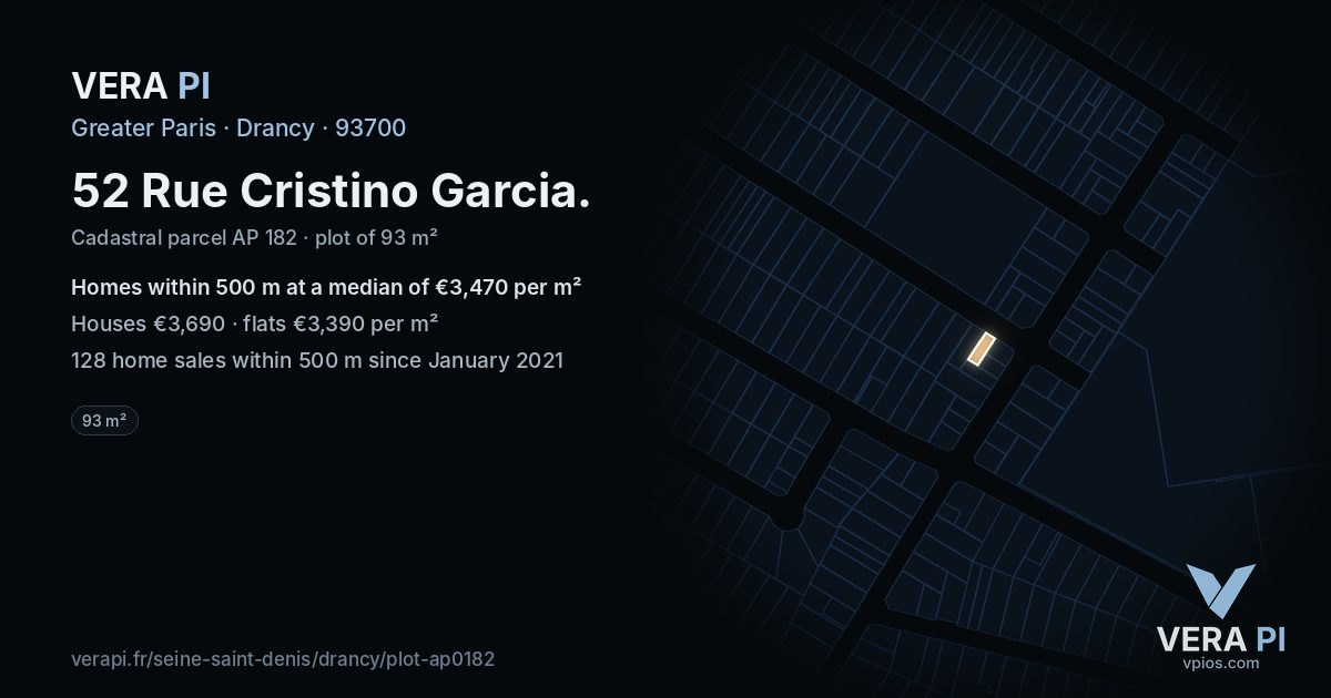 52 Rue Cristino Garcia, Drancy at night – the plot lit, the parcels around coloured by the prices near them