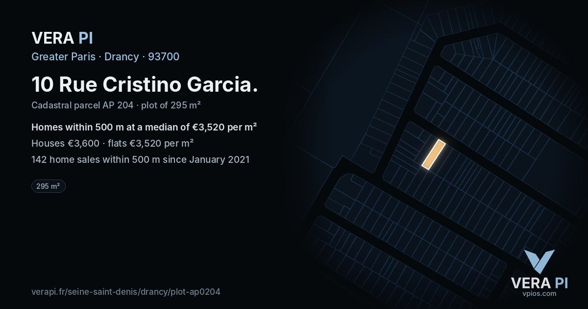 10 Rue Cristino Garcia, Drancy at night – the plot lit, the parcels around coloured by the prices near them