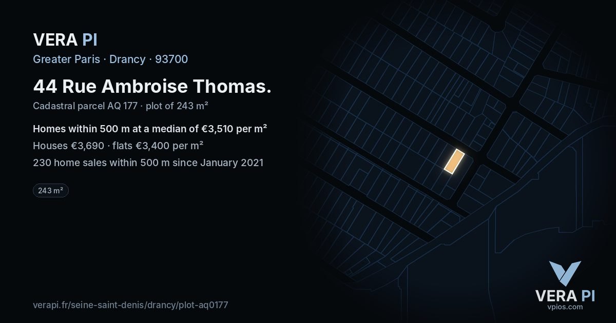 44 Rue Ambroise Thomas, Drancy at night – the plot lit, the parcels around coloured by the prices near them