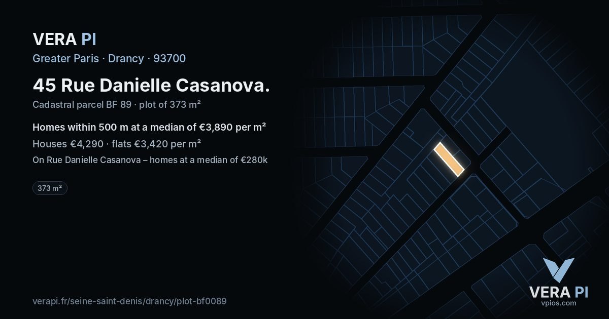 45 Rue Danielle Casanova, Drancy at night – the plot lit, the parcels around coloured by the prices near them