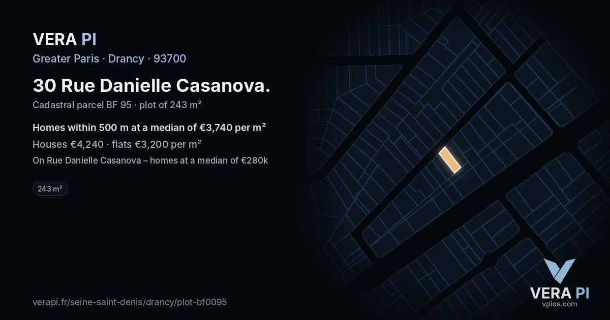 30 Rue Danielle Casanova, Drancy at night – the plot lit, the parcels around coloured by the prices near them