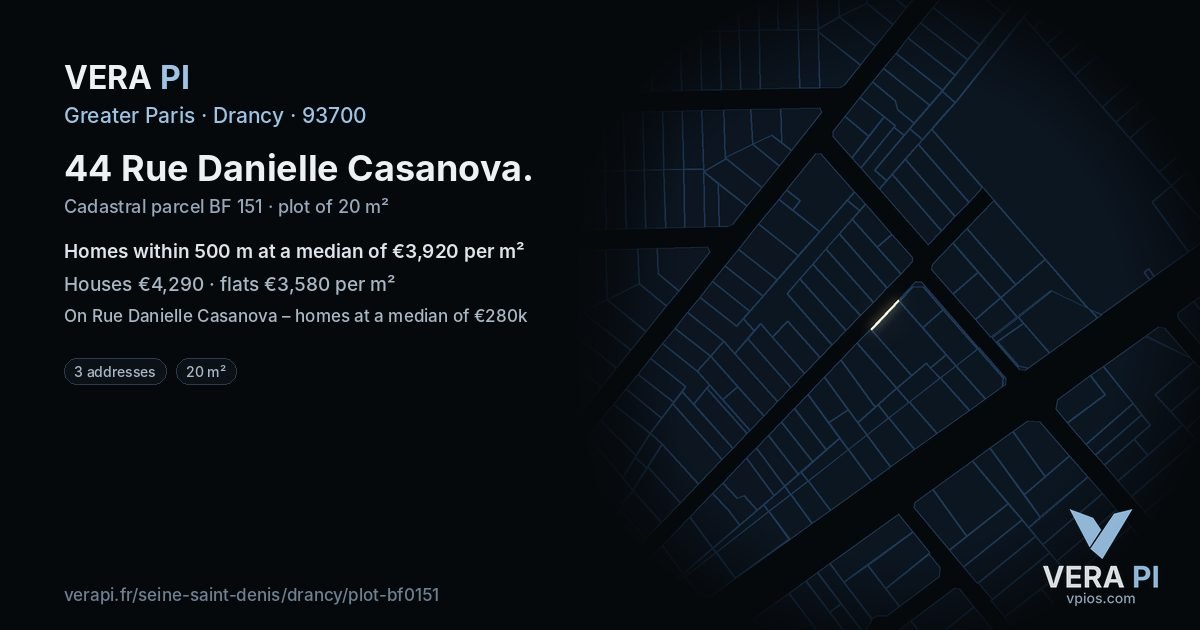 44 Rue Danielle Casanova, Drancy at night – the plot lit, the parcels around coloured by the prices near them