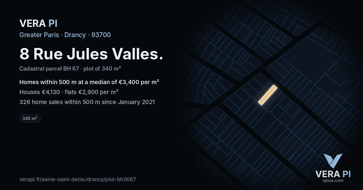8 Rue Jules Valles, Drancy at night – the plot lit, the parcels around coloured by the prices near them
