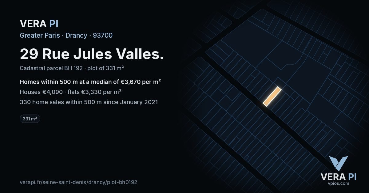 29 Rue Jules Valles, Drancy at night – the plot lit, the parcels around coloured by the prices near them