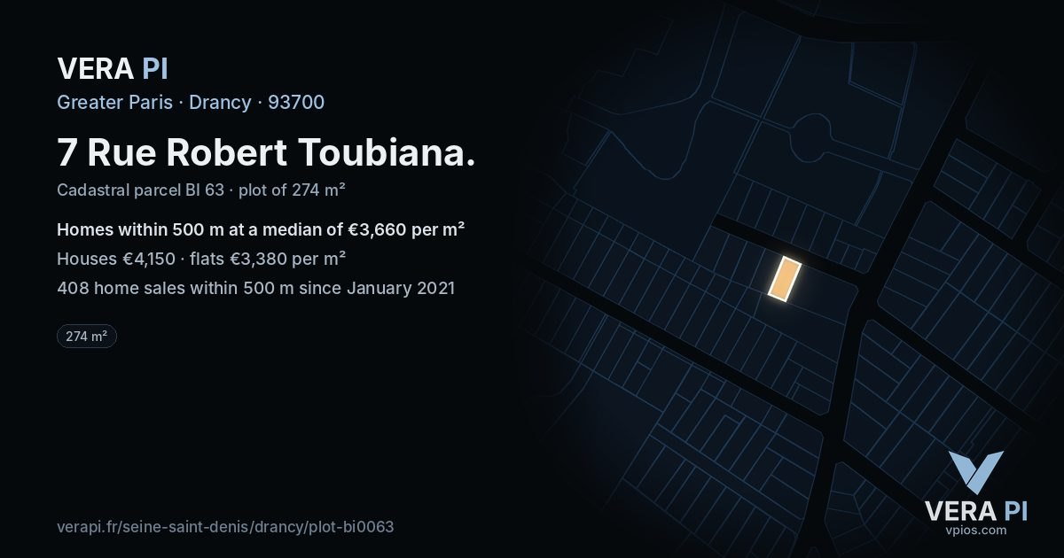 7 Rue Robert Toubiana, Drancy at night – the plot lit, the parcels around coloured by the prices near them