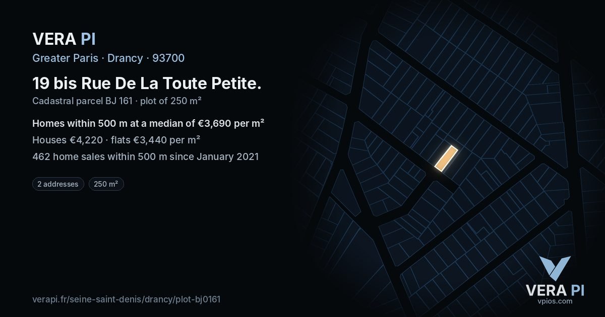 19 bis Rue De La Toute Petite, Drancy at night – the plot lit, the parcels around coloured by the prices near them
