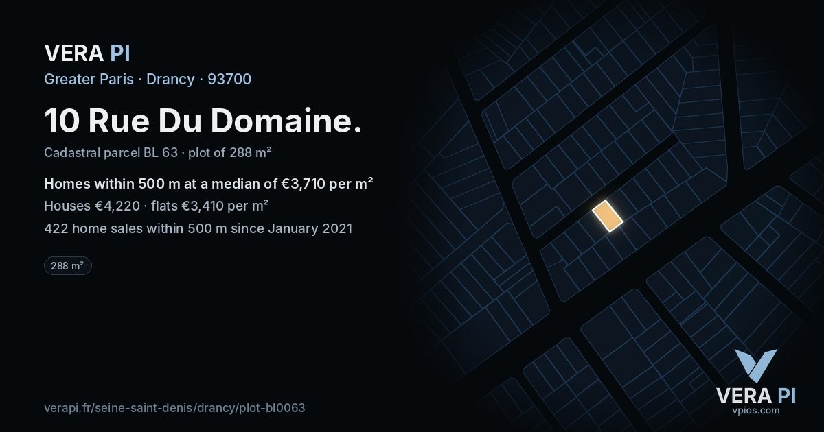 10 Rue Du Domaine, Drancy at night – the plot lit, the parcels around coloured by the prices near them