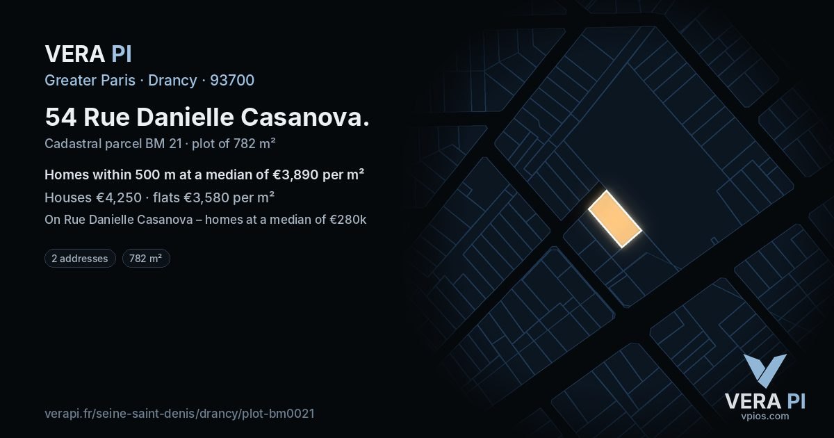 54 Rue Danielle Casanova, Drancy at night – the plot lit, the parcels around coloured by the prices near them