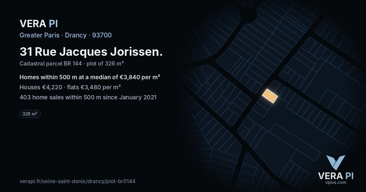 31 Rue Jacques Jorissen, Drancy at night – the plot lit, the parcels around coloured by the prices near them