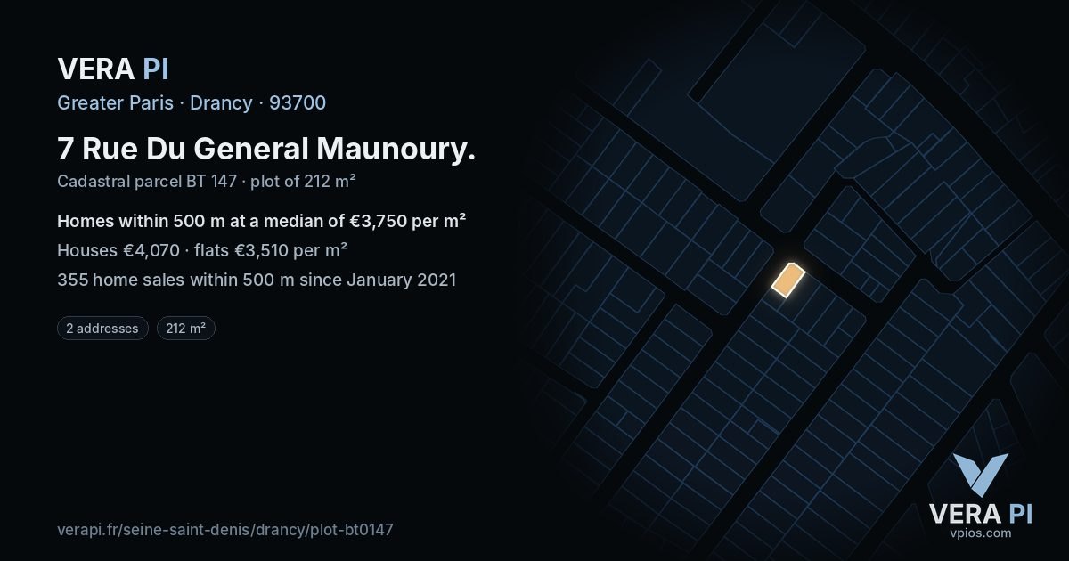 7 Rue Du General Maunoury, Drancy at night – the plot lit, the parcels around coloured by the prices near them