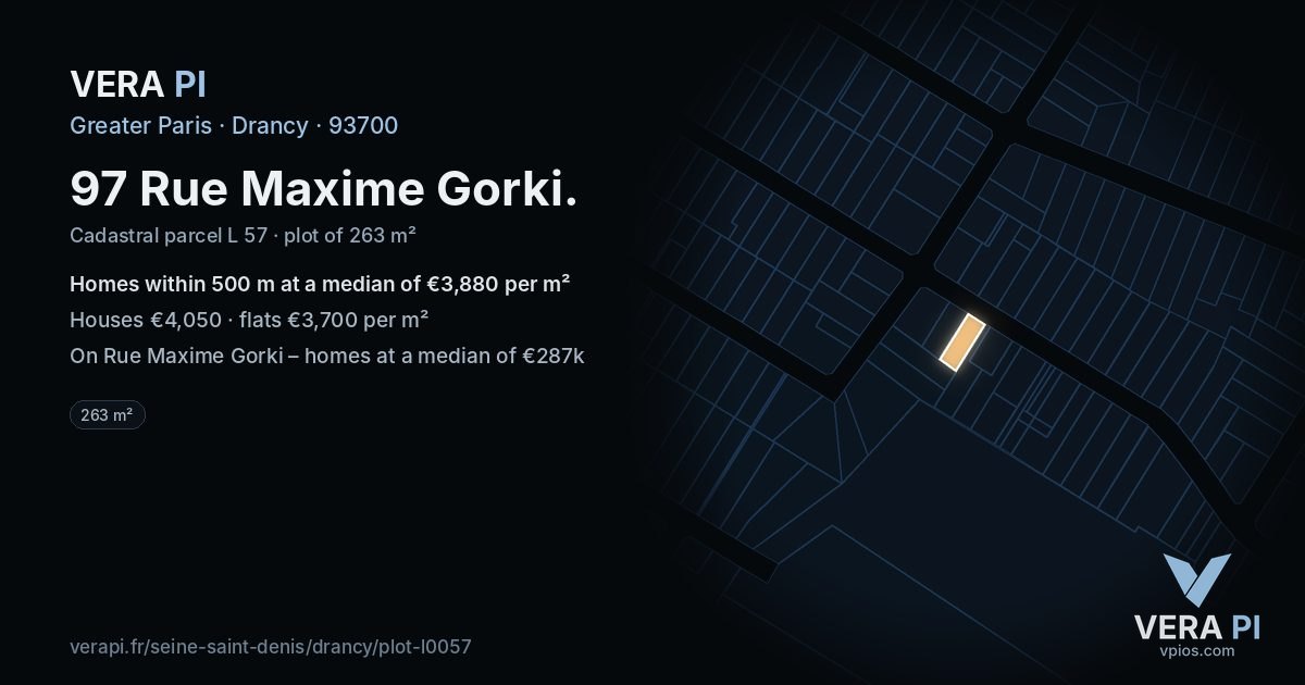 97 Rue Maxime Gorki, Drancy at night – the plot lit, the parcels around coloured by the prices near them