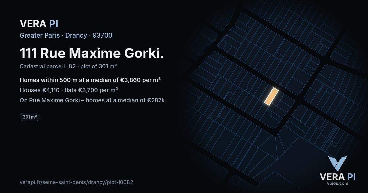 111 Rue Maxime Gorki, Drancy at night – the plot lit, the parcels around coloured by the prices near them