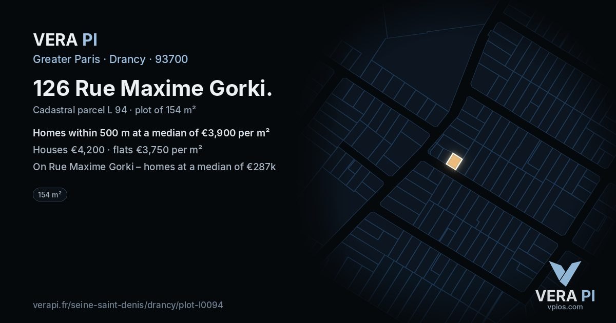 126 Rue Maxime Gorki, Drancy at night – the plot lit, the parcels around coloured by the prices near them