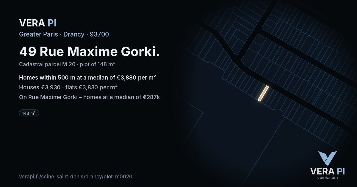 49 Rue Maxime Gorki, Drancy at night – the plot lit, the parcels around coloured by the prices near them