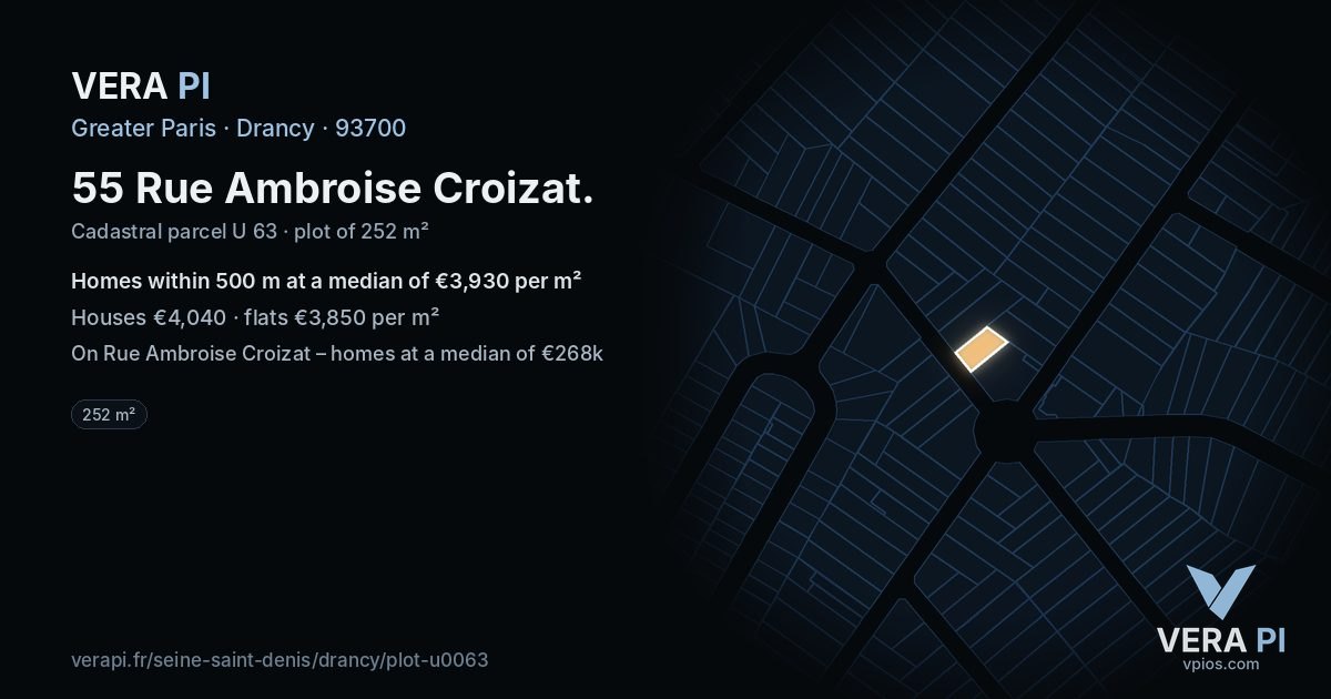 55 Rue Ambroise Croizat, Drancy at night – the plot lit, the parcels around coloured by the prices near them