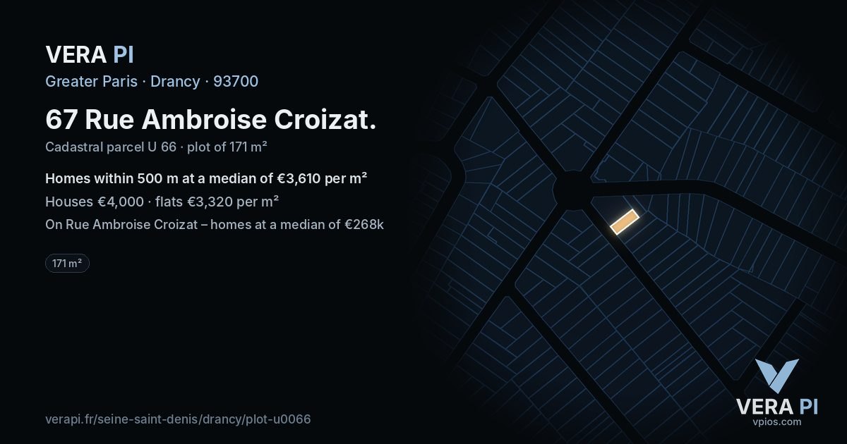 67 Rue Ambroise Croizat, Drancy at night – the plot lit, the parcels around coloured by the prices near them
