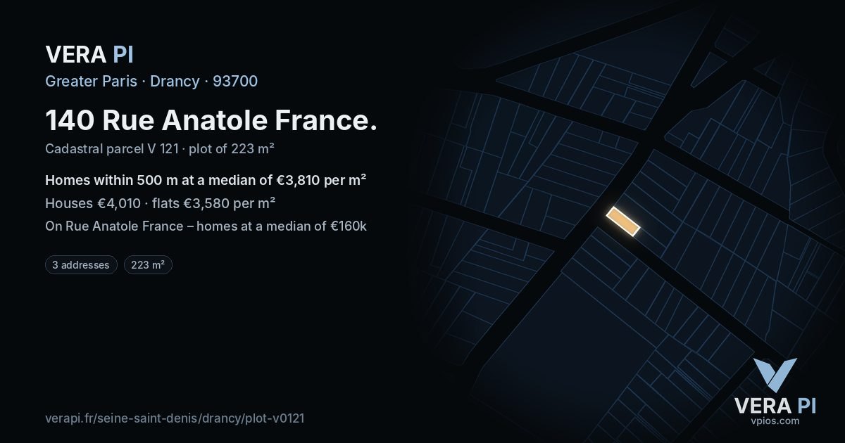 140 Rue Anatole France, Drancy at night – the plot lit, the parcels around coloured by the prices near them