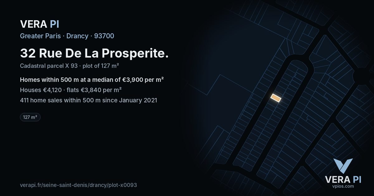 32 Rue De La Prosperite, Drancy at night – the plot lit, the parcels around coloured by the prices near them