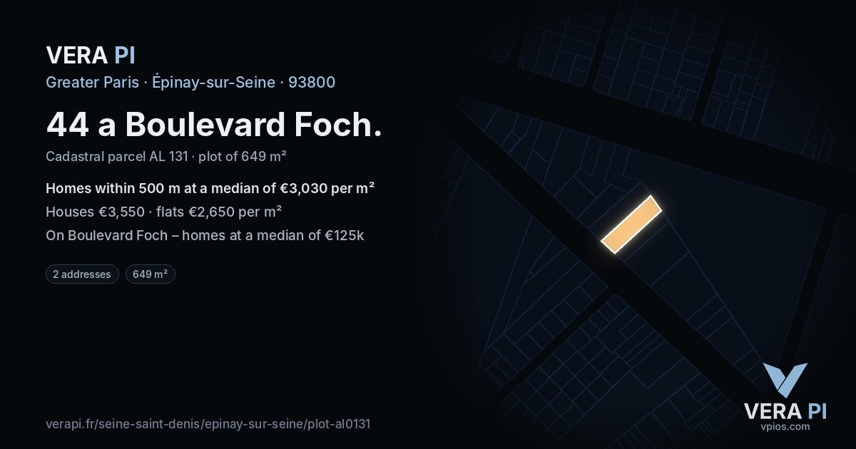 44 a Boulevard Foch, Épinay-sur-Seine at night – the plot lit, the parcels around coloured by the prices near them