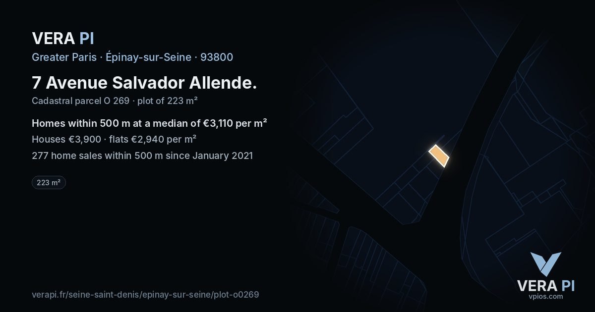 7 Avenue Salvador Allende, Épinay-sur-Seine at night – the plot lit, the parcels around coloured by the prices near them