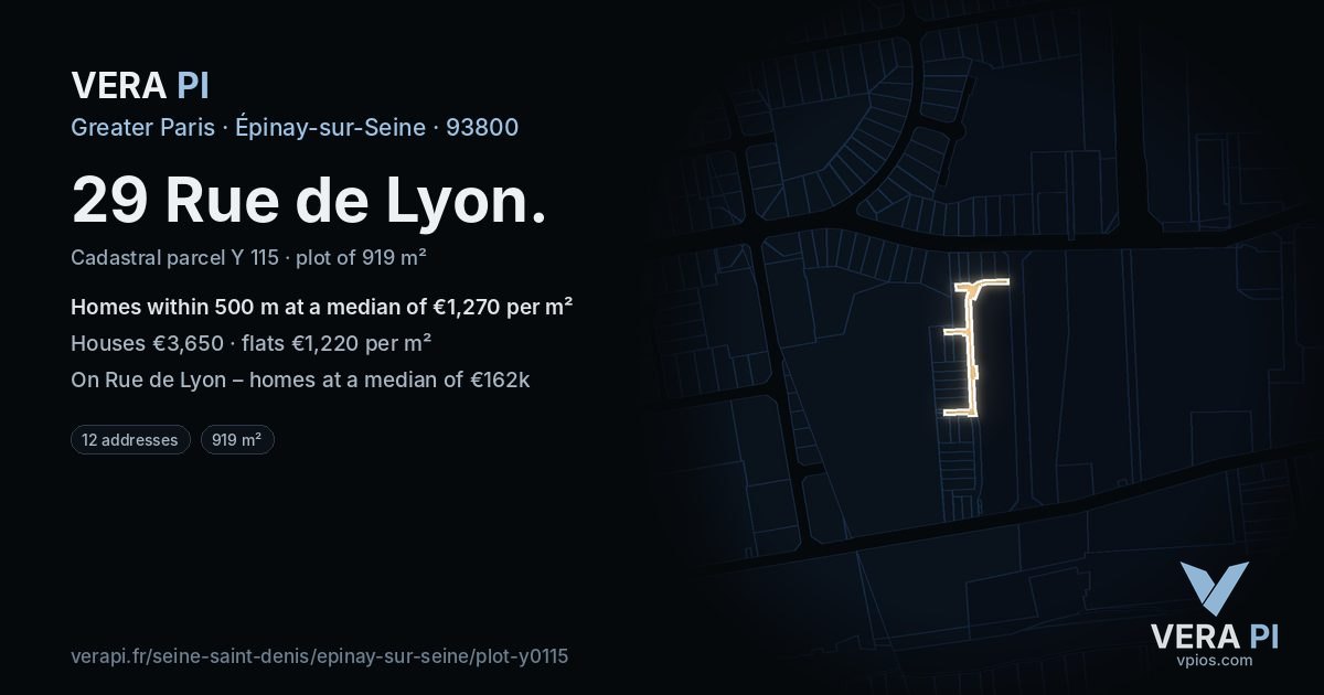 29 Rue de Lyon, Épinay-sur-Seine at night – the plot lit, the parcels around coloured by the prices near them