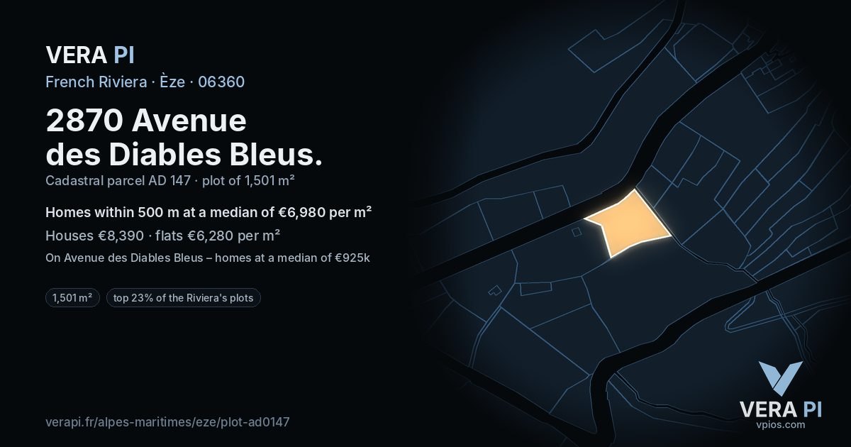 2870 Avenue des Diables Bleus, Èze at night – the plot lit, the parcels around coloured by the prices near them