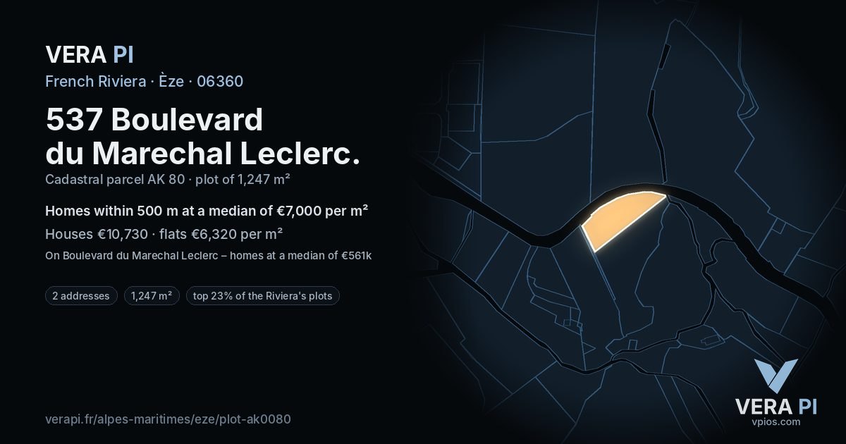 537 Boulevard du Marechal Leclerc, Èze at night – the plot lit, the parcels around coloured by the prices near them