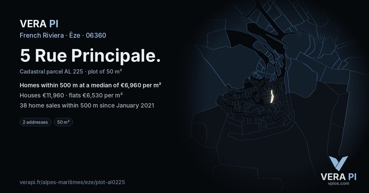 5 Rue Principale, Èze at night – the plot lit, the parcels around coloured by the prices near them