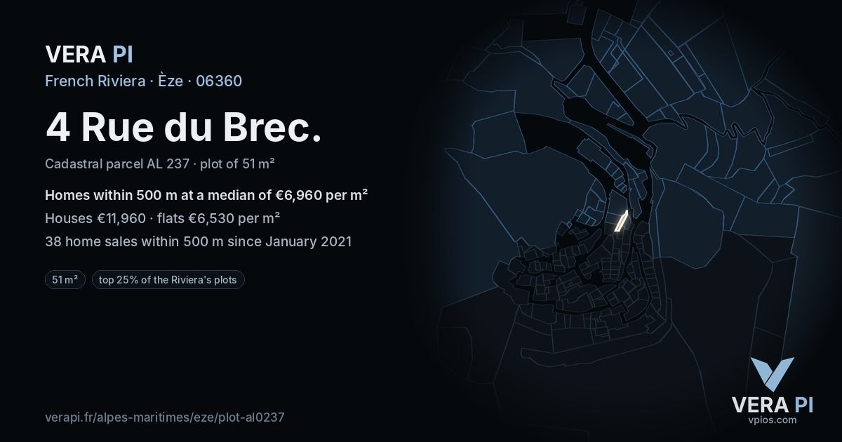 4 Rue du Brec, Èze at night – the plot lit, the parcels around coloured by the prices near them