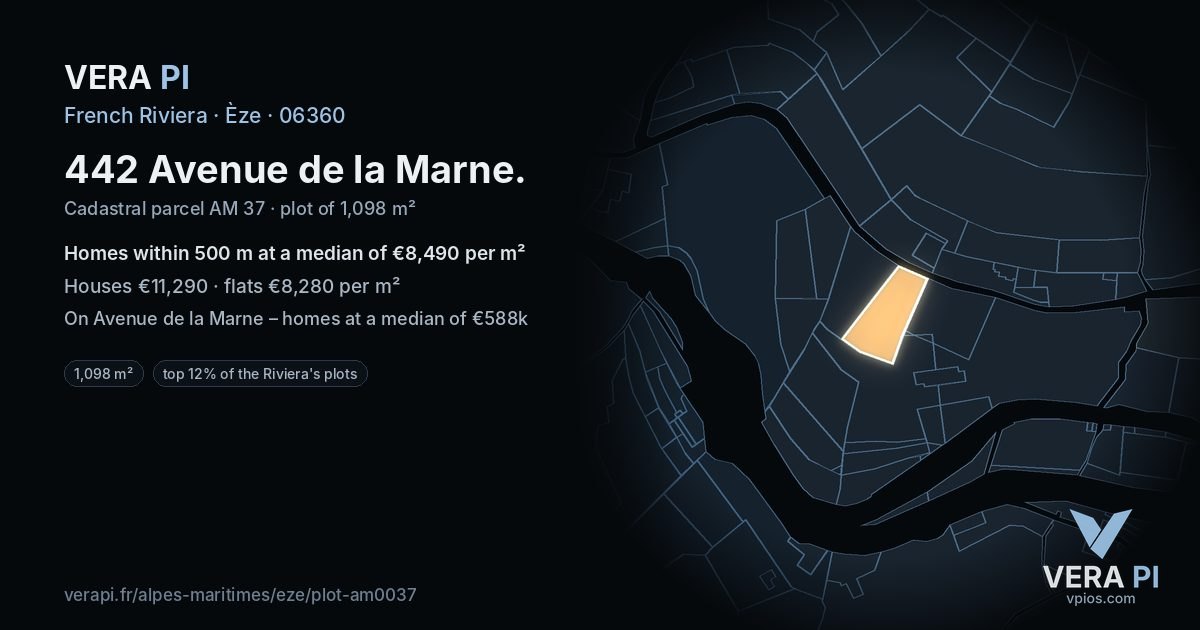 442 Avenue de la Marne, Èze at night – the plot lit, the parcels around coloured by the prices near them