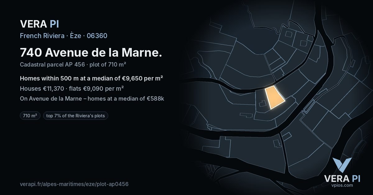 740 Avenue de la Marne, Èze at night – the plot lit, the parcels around coloured by the prices near them