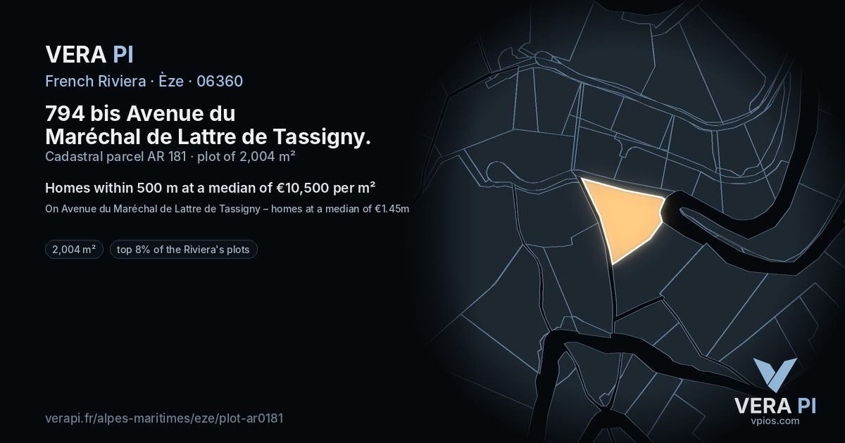 794 bis Avenue du Maréchal de Lattre de Tassigny, Èze at night – the plot lit, the parcels around coloured by the prices near them