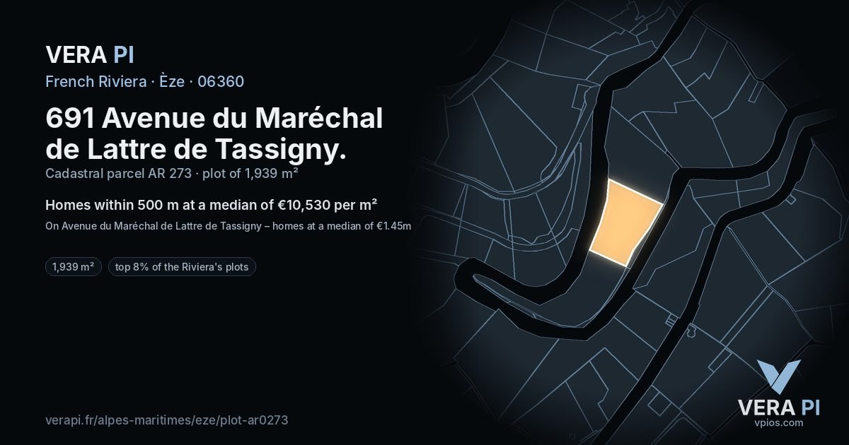691 Avenue du Maréchal de Lattre de Tassigny, Èze at night – the plot lit, the parcels around coloured by the prices near them