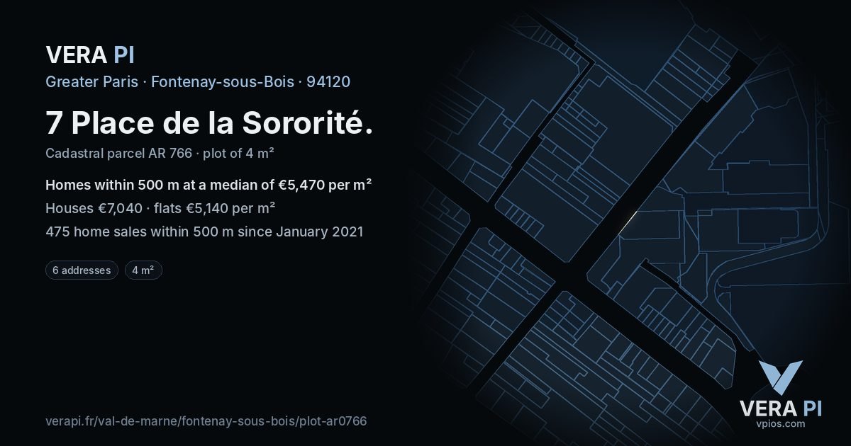 7 Place de la Sororité, Fontenay-sous-Bois at night – the plot lit, the parcels around coloured by the prices near them