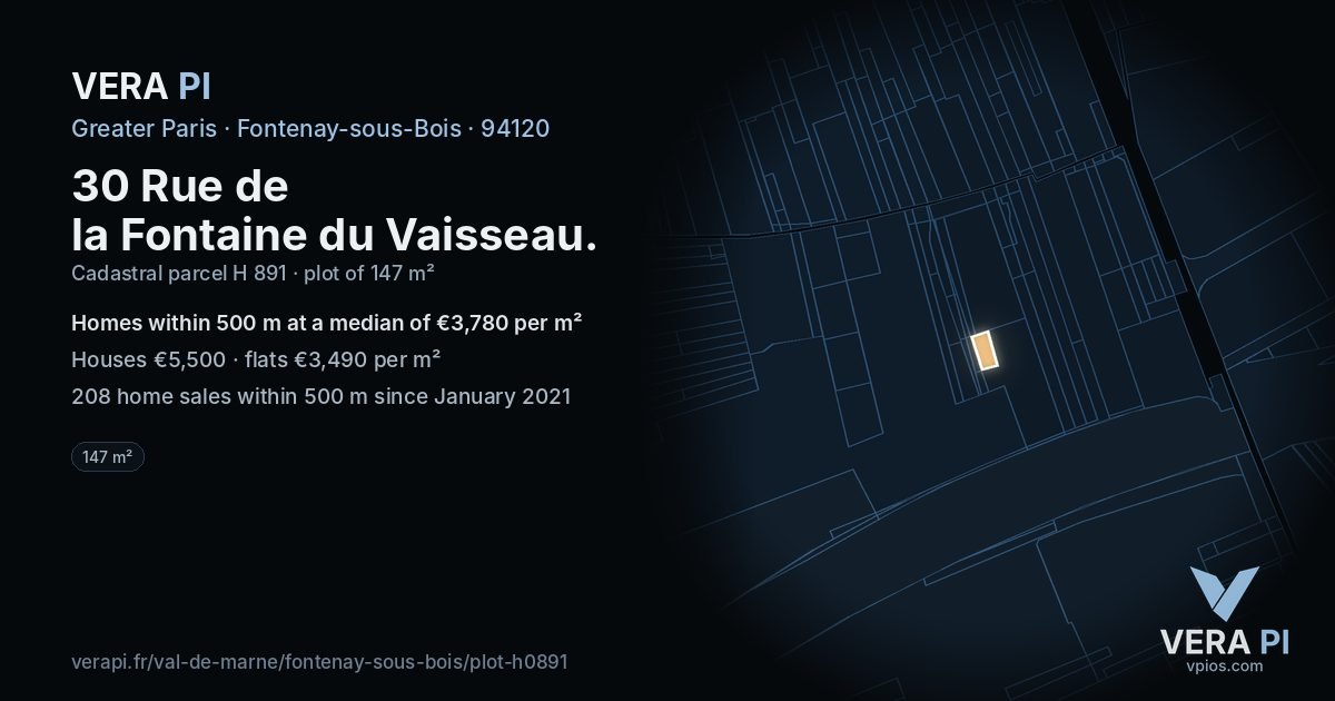 30 Rue de la Fontaine du Vaisseau, Fontenay-sous-Bois at night – the plot lit, the parcels around coloured by the prices near them