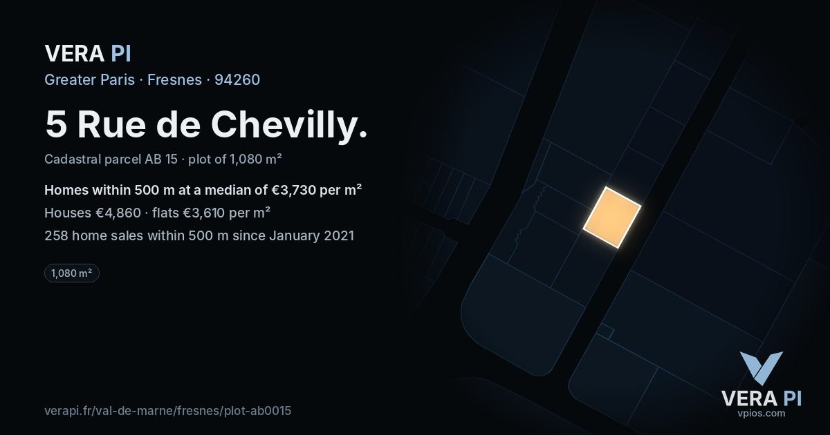 5 Rue de Chevilly, Fresnes at night – the plot lit, the parcels around coloured by the prices near them