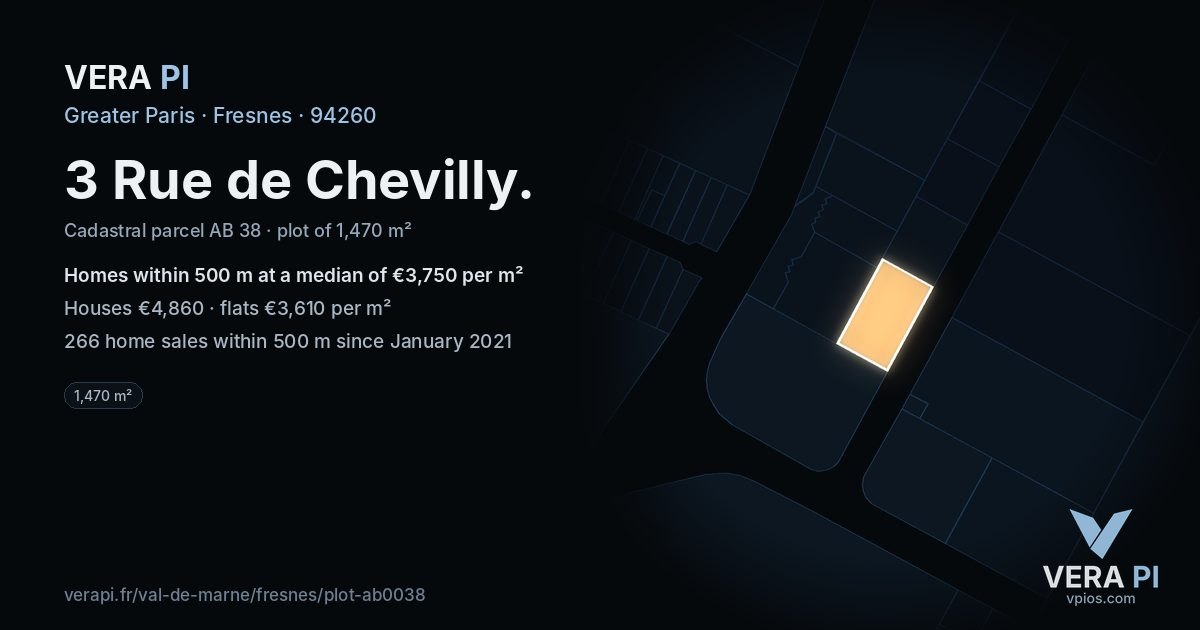 3 Rue de Chevilly, Fresnes at night – the plot lit, the parcels around coloured by the prices near them
