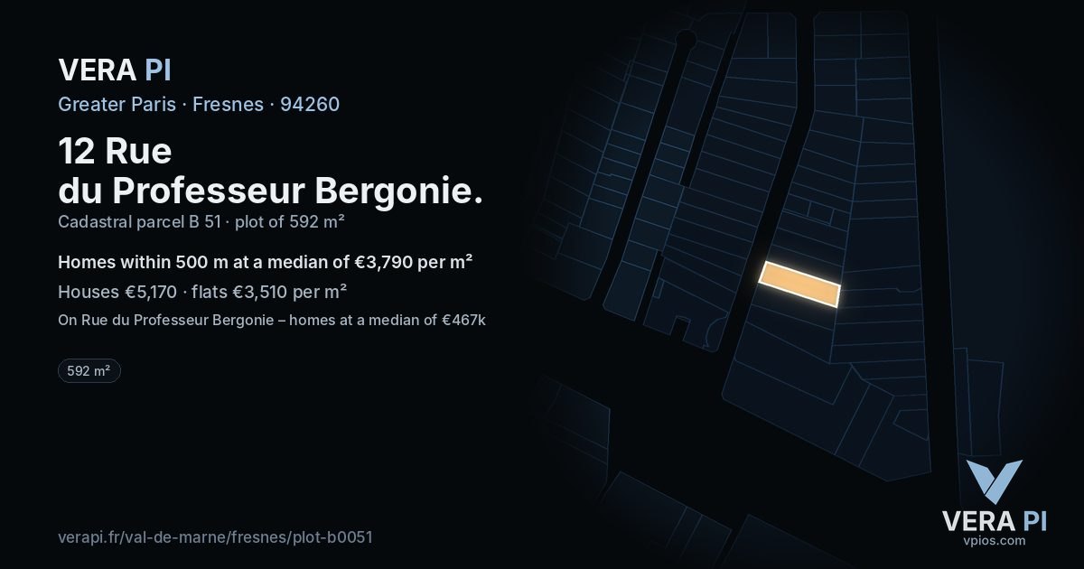 12 Rue du Professeur Bergonie, Fresnes at night – the plot lit, the parcels around coloured by the prices near them