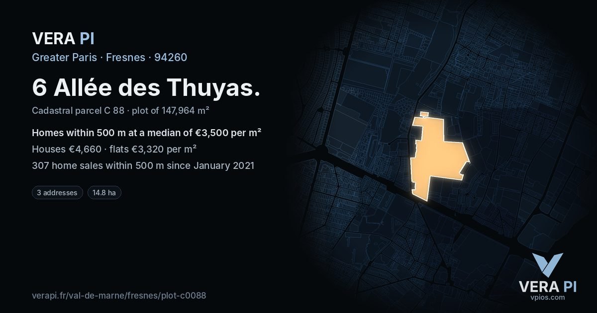 6 Allée des Thuyas, Fresnes at night – the plot lit, the parcels around coloured by the prices near them