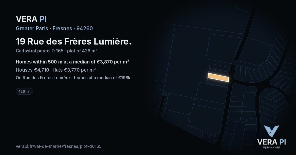 19 Rue des Frères Lumière, Fresnes at night – the plot lit, the parcels around coloured by the prices near them