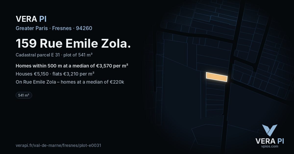 159 Rue Emile Zola, Fresnes at night – the plot lit, the parcels around coloured by the prices near them