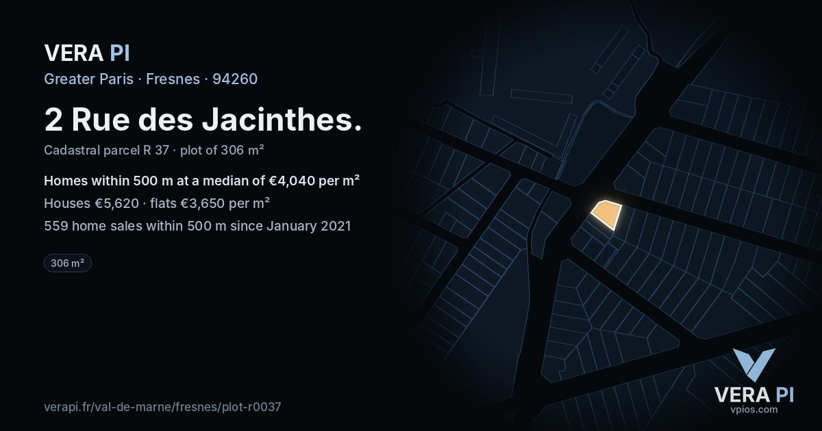 2 Rue des Jacinthes, Fresnes at night – the plot lit, the parcels around coloured by the prices near them